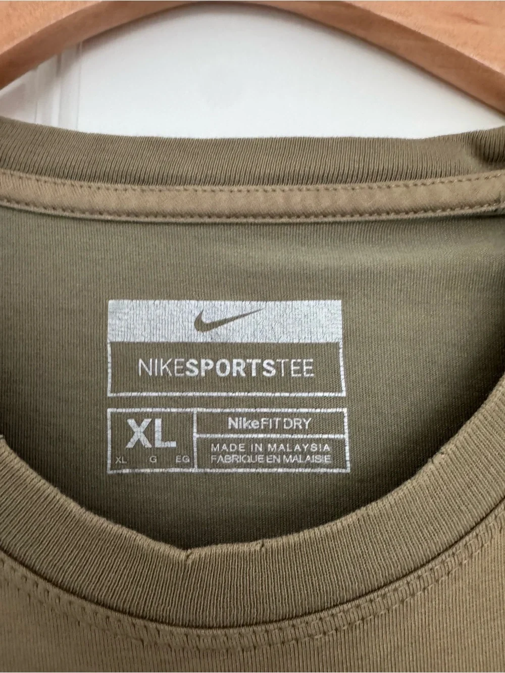 Nike Men's Olive Green Athletic crewneck T-Shirt top size XL